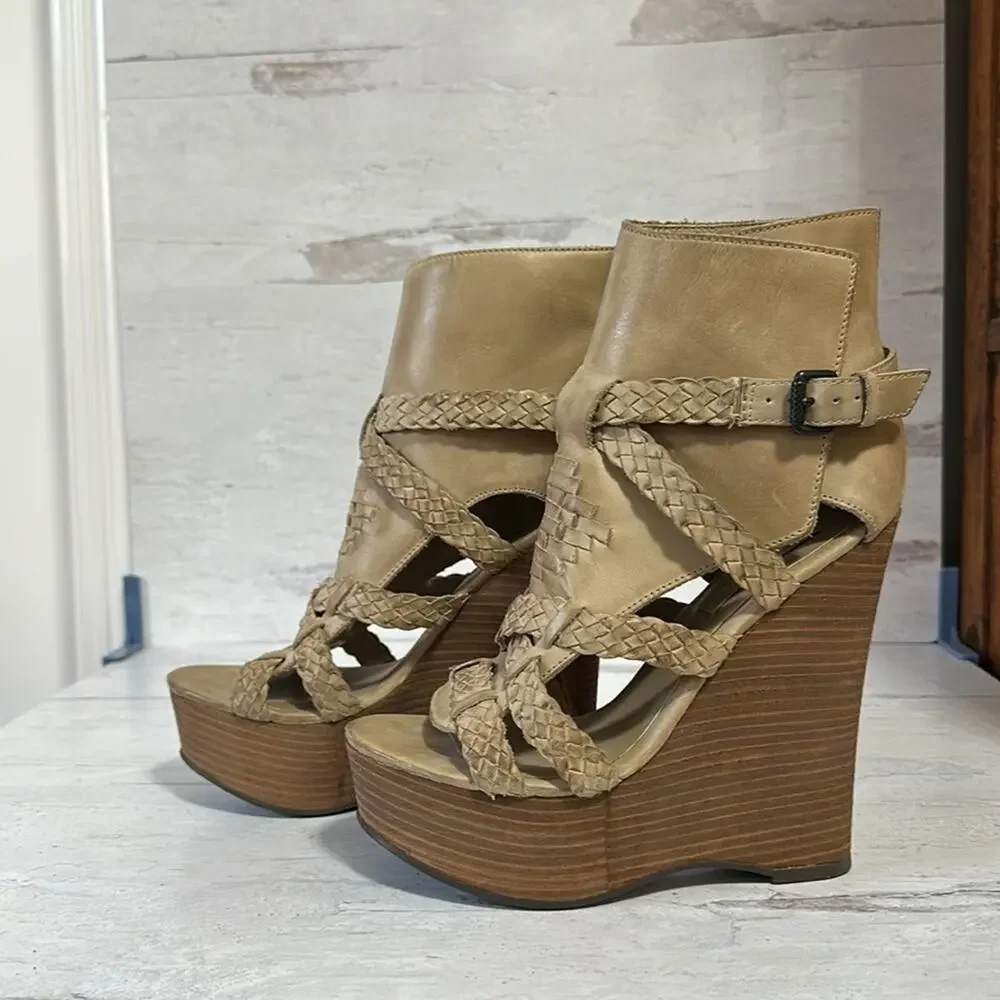 Mia Limited Edition Romanesque Wedge Sandal - Picture 3 of 8